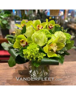 Green Elegance Floral Design