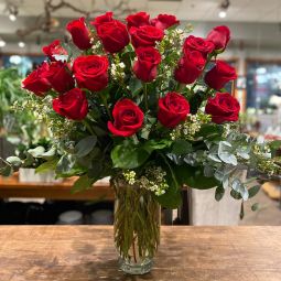 Red Roses - Long Stemmed in Vase