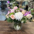 https://www.vanderfleet.com/pub/media/catalog/product/cache/6f3a78c7c534f51723b10197e7a4cab5/p/e/peachy_petal_standard_2.jpeg
